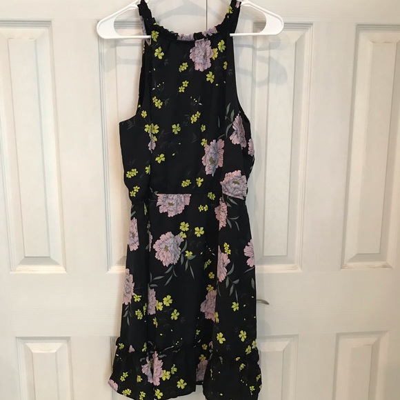 Cupcakes and Cashmere Dress - Picture 2 of 4